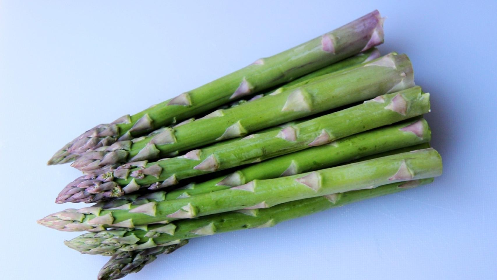 CREMA DE TRIGUEROS Y MANZANA CON GORGONZOLA 1