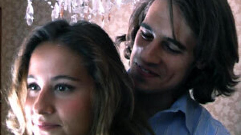 Image: Cavestany, belleza entre el esperpento