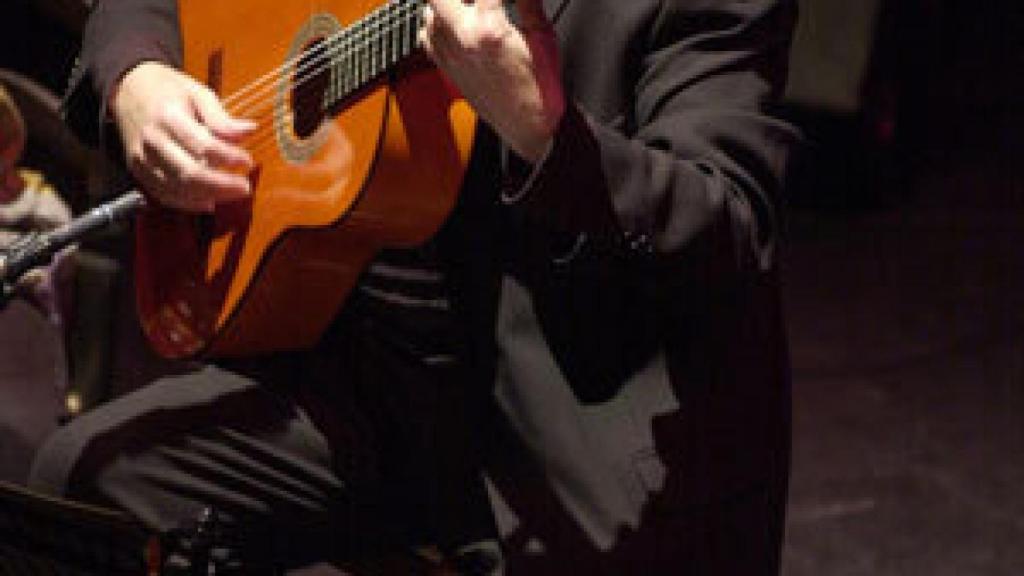 Image: Nimes, compás y encantamiento