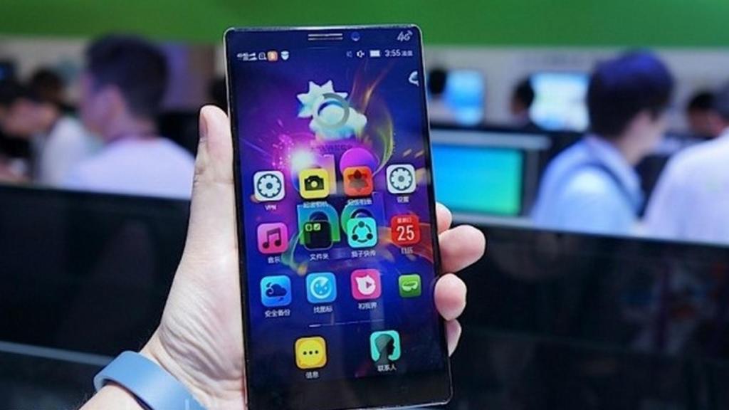 Lenovo K920: la bestia parda con pantalla 6″ QuadHD, Snapdragon 801 y Android 4.4 KitKat