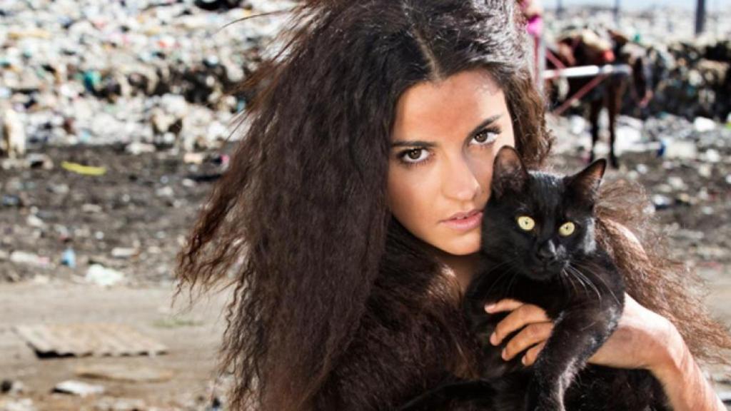 Maite Perroni es 'La gata'