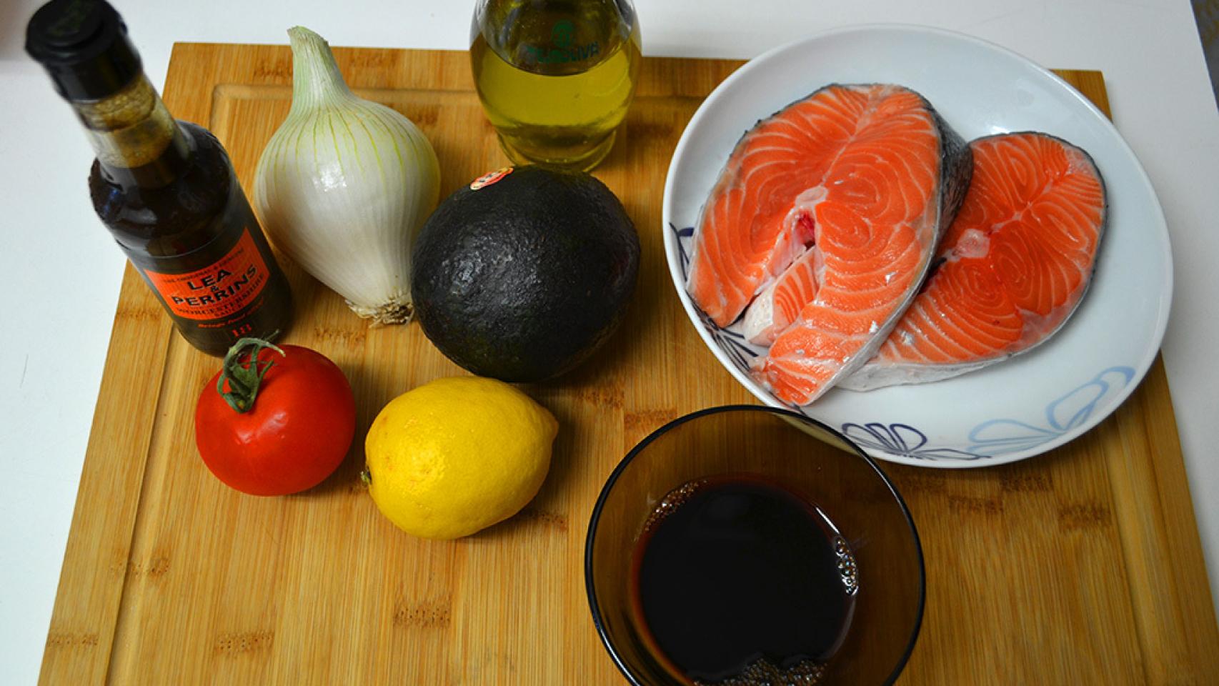 tartar salmon aguacate