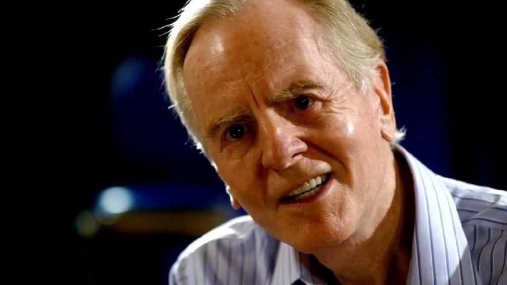 John Sculley, ex-CEO de Apple, está planeando lanzar su propia marca de móviles…¿con Android?