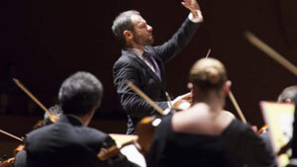 Image: Dima Slobodeniouk, nuevo titular de la Sinfónica de Galicia para la próxima temporda