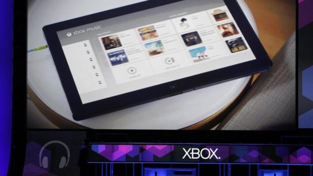 2012-06-04T193624Z_688369737_GM1E8650A6Z01_RTRMADP_3_MICROSOFT-XBOX