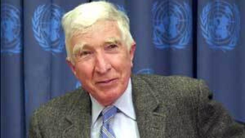 Image: Muere John Updike, el azote de la burguesía estadounidense