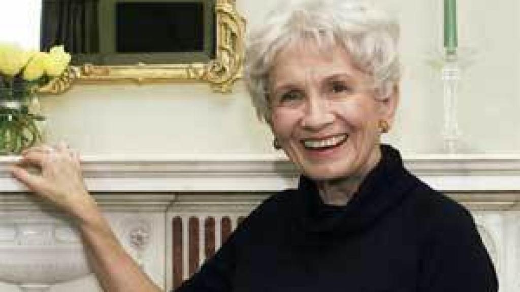 Image: Alice Munro gana el premio Man Booker International