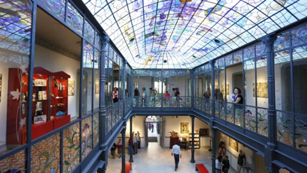 Image: Gaudí y su entorno