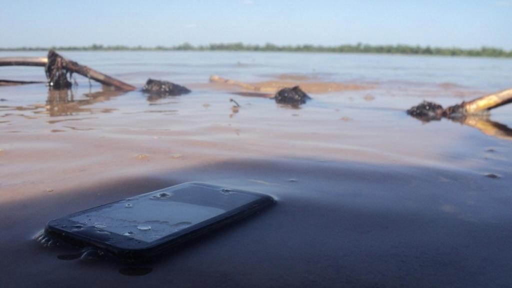 Primeros auxilios para un Android mojado