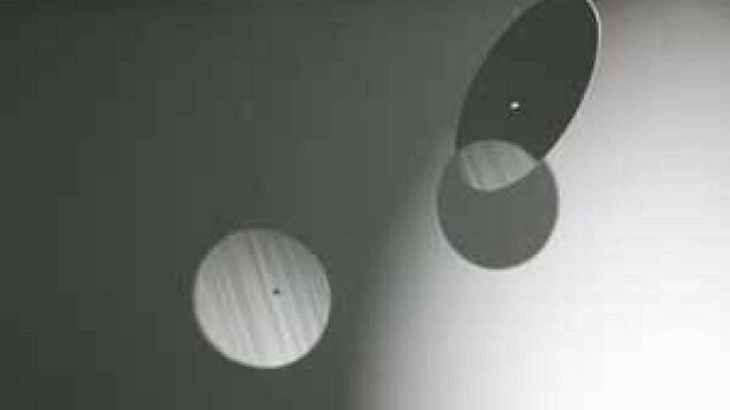 Image:  Germaine Kruip, realidad desdoblada