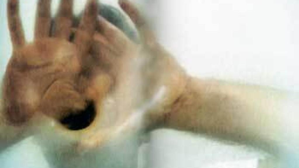 Image: El débil aliento  de Nikos Navridis