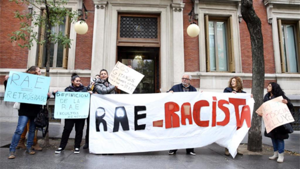 Image: La RAE no eliminará las acepciones peyorativas de gitano y gitanada