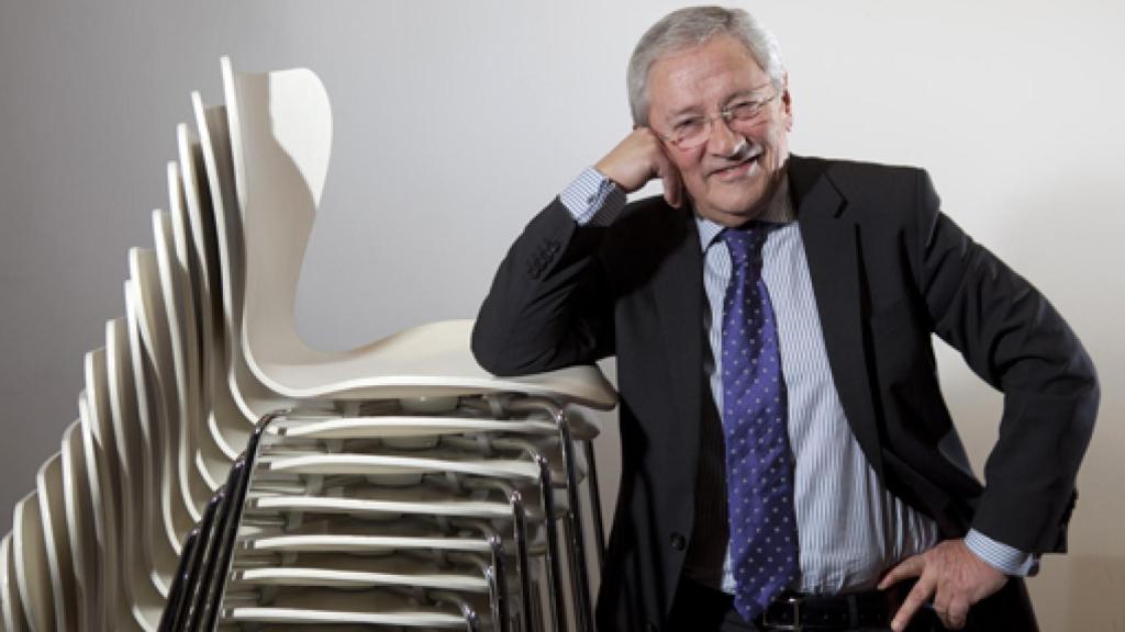 Image: Fernando Ónega: Juan Carlos I sólo ha tratado de usted a Carrillo