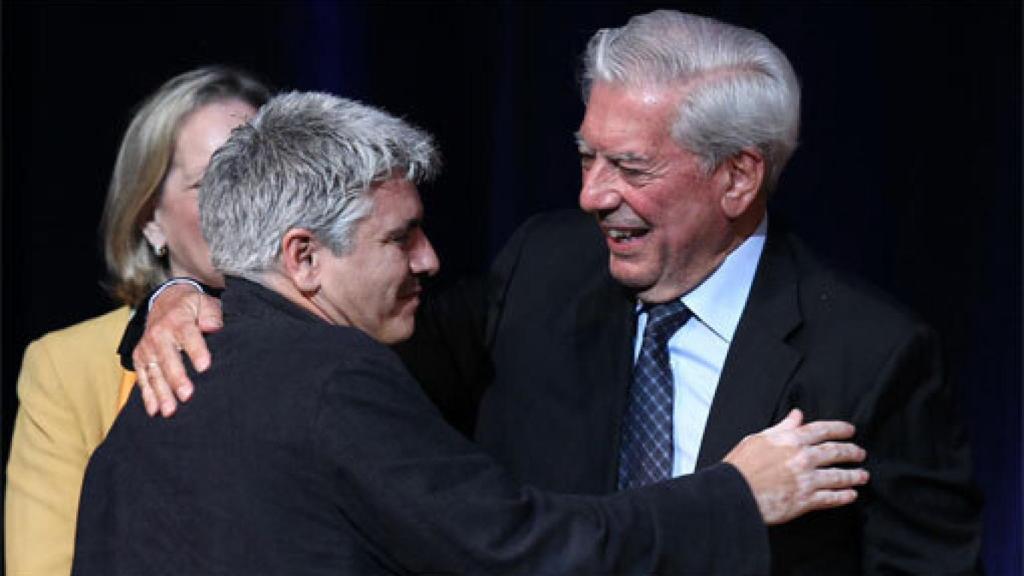 Image: Juan Bonilla, premio de Novela Mario Vargas Llosa