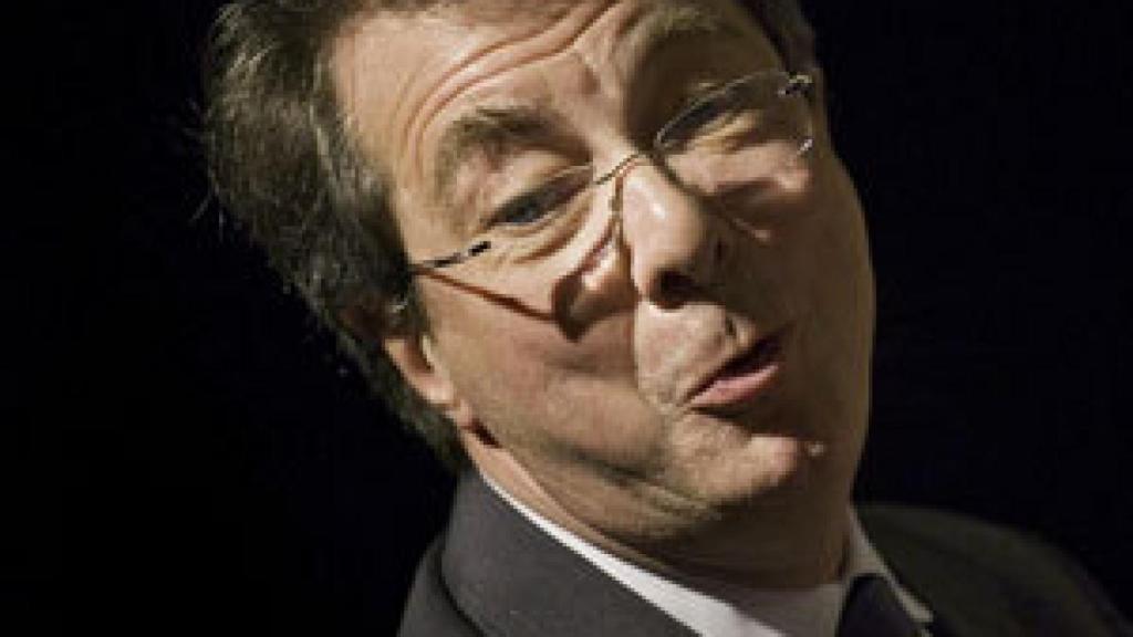 Image: Mortier enseña las cartas