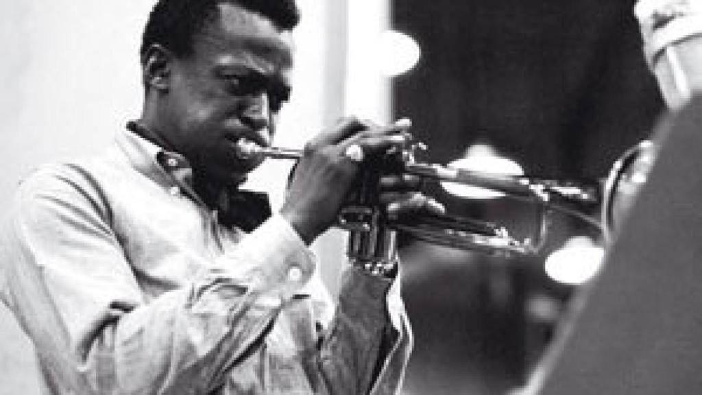 Image: Miles Davis, un verano azul