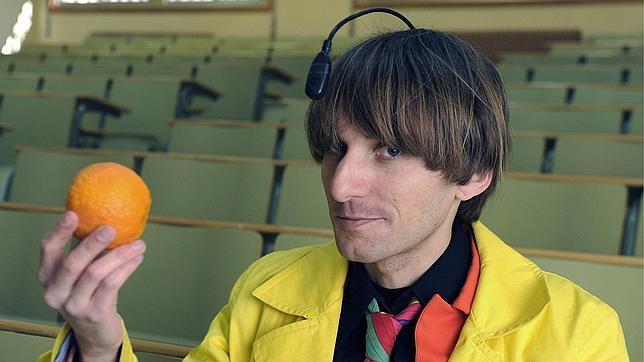 neil-harbisson-ojo-cibernetico-644x3621