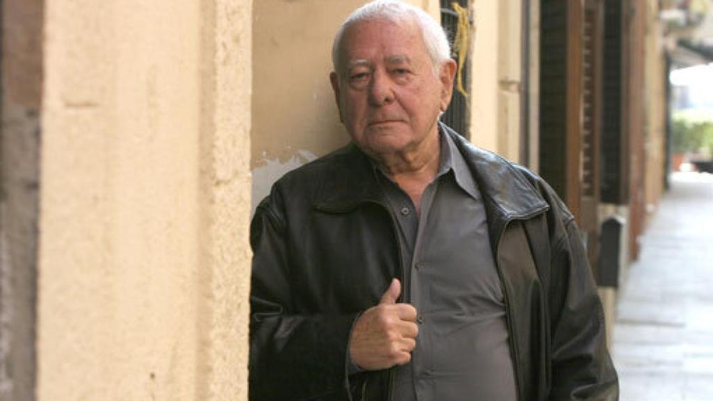 Image: El adoquín azul