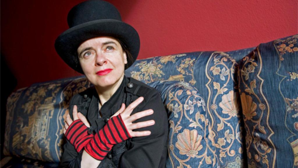 Image: Amélie Nothomb: Charles Perrault no es justo con sus personajes