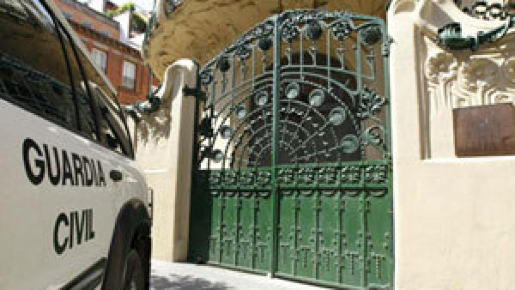 Image: Nueve detenidos por la trama de desvío de fondos tras la intervención de la Guardia Civil en la SGAE