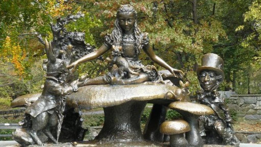 Image: De charla con Alicia (en el País de las Maravillas)