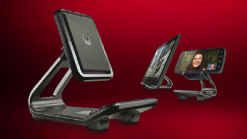 Stand Flip, el dock universal de Motorola para smartphones y Tablets