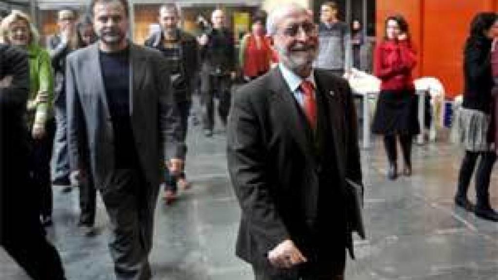 Image: Dimite el director del MuVIM por la censura de las fotos de Gürtel recogidas en una exposición