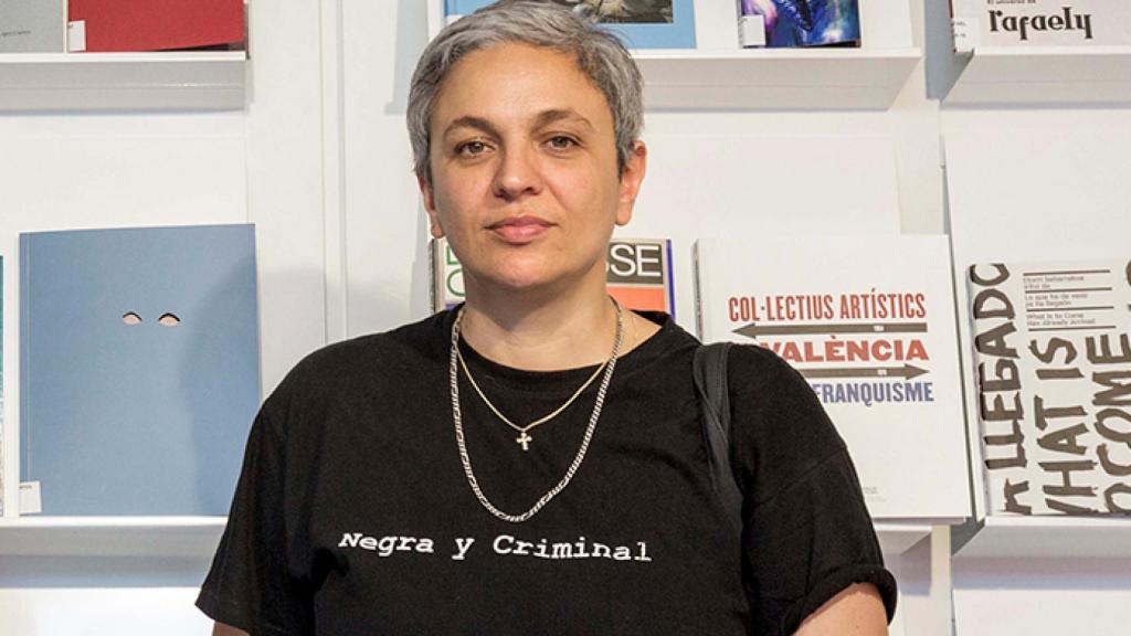 Imagen | Dora García: Sigue siendo difícil acomodar cuerpos vivos al espacio del museo