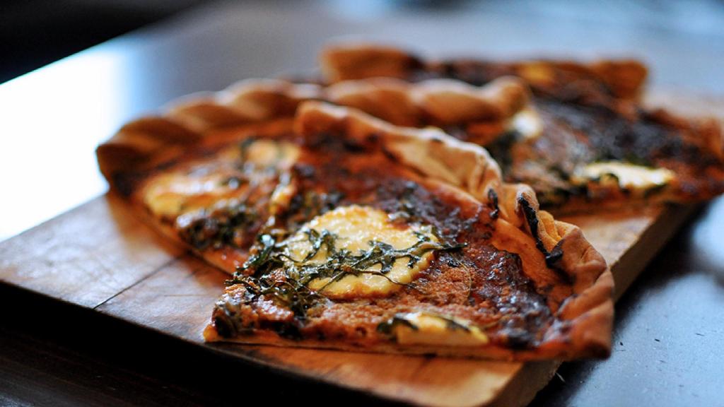 pizza-queso-burgos-rucula-01