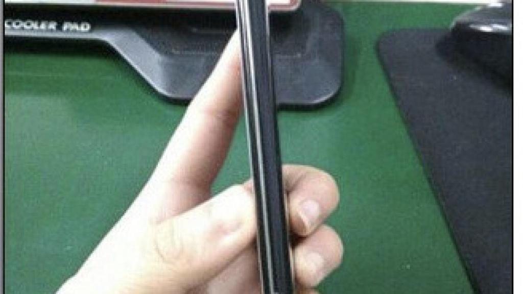 Nuevo récord para el smartphone más delgado del mundo: 6,13mm, el Oppo R809T