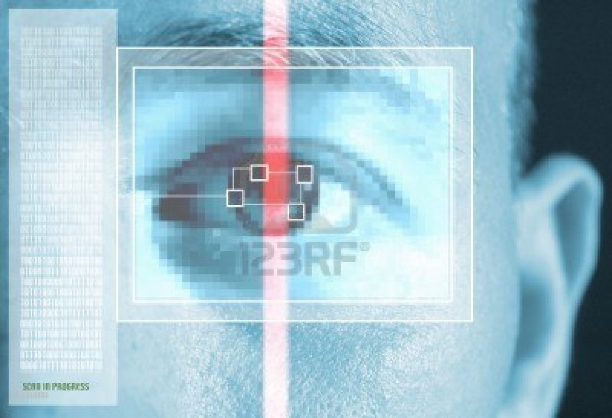 5777682-analisis-de-iris-para-la-seguridad-o-identificacion-ojo-con-la-interfaz-de-escaner-y-equipo