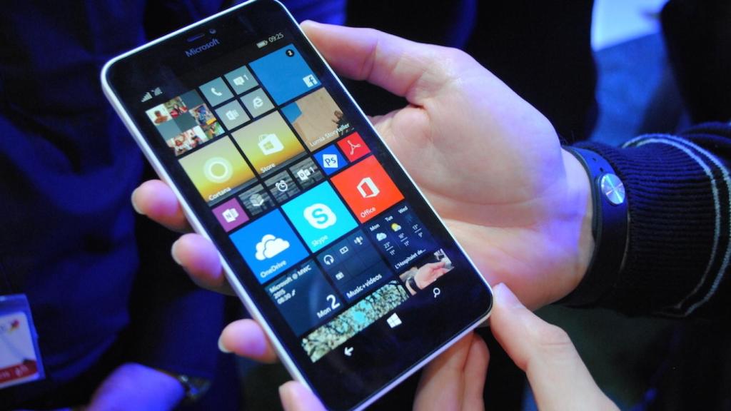 Lumia_640_XL_1