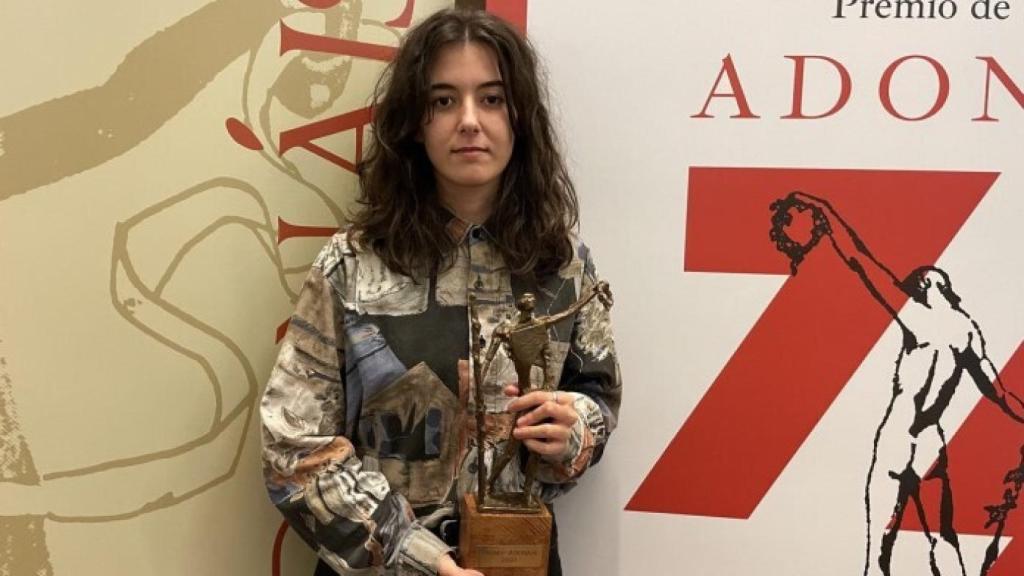 Imagen | Nuria Ortega Riba, Premio Adonáis 2021