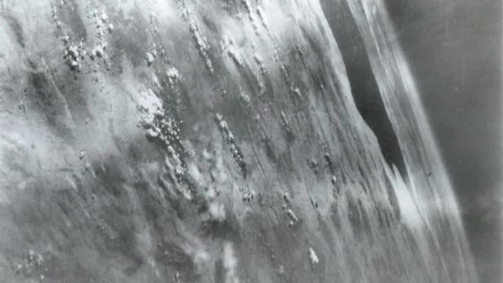 v2-imagen-tierra-espacio