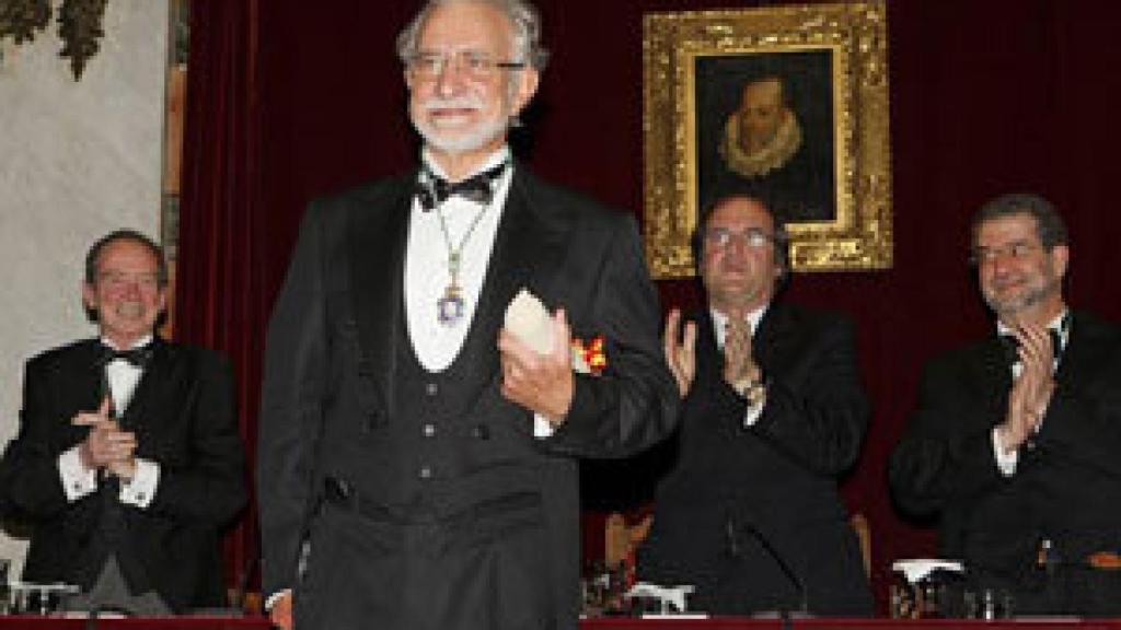 Image: 'La Academia se divierte', 300 años de intrigas al desnudo