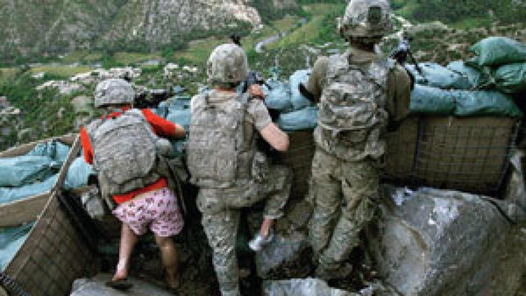 Image: Guerra / El club de los oficiales novatos