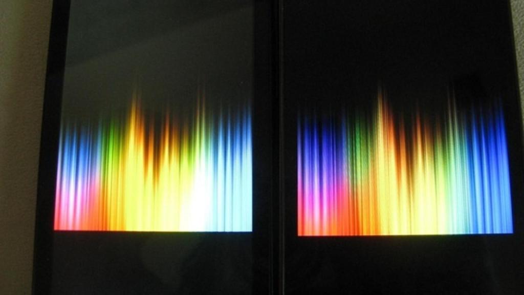 Duelo de pantallas: NOVA VS SuperAMOLED+