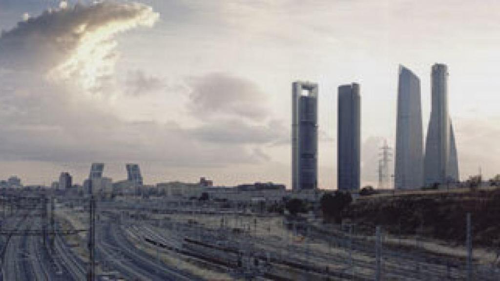 Image: Cuatro torres en medio de la crisis inmobiliaria