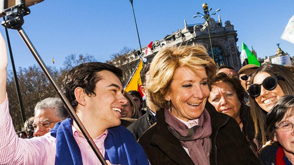 Vetar medios en el siglo XXI y otras formas de que los políticos hagan el ridículo