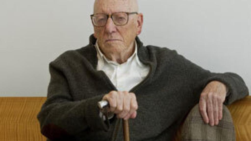 Image: El cementerio vacío