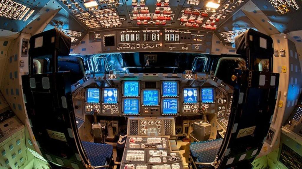 Endeavour-interior-02