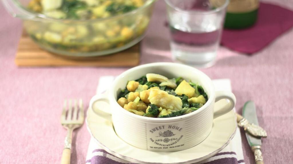 Potaje de vigilia con garbanzos y espinacas