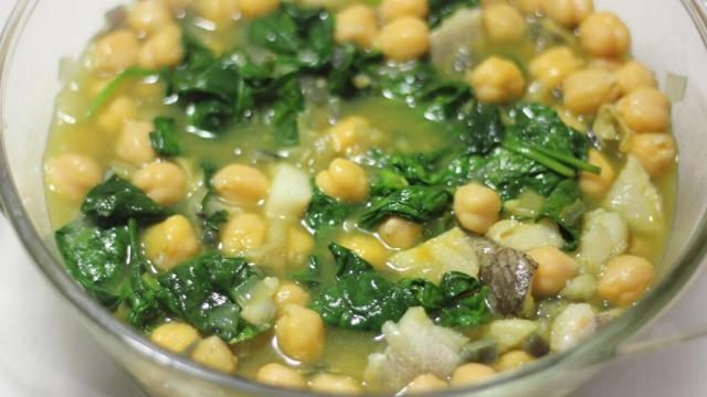 Potaje con espinacas.