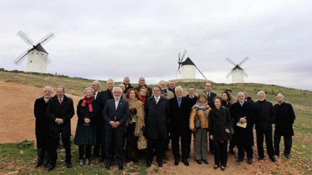 Image: La RAE rinde homenaje a Cervantes con un pleno en el corazón de la Mancha