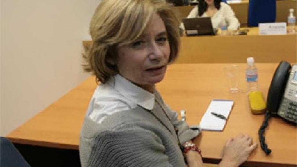 Image: Pilar Cernuda: Al llegar a la Moncloa, la crispación entra por la puerta y cambia a los presidentes