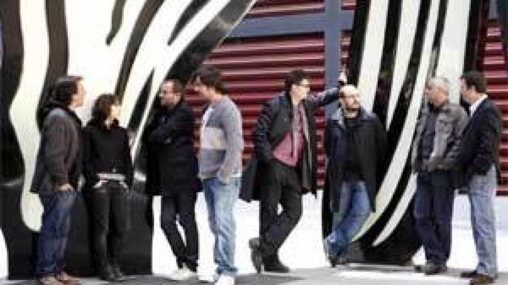 Image: Los ocho valientes que combaten la crisis a golpe de ópera prima