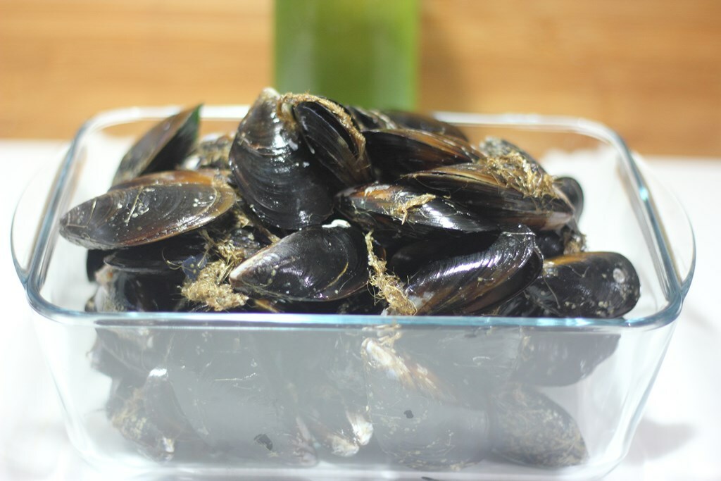 Mejillones sin limpiar