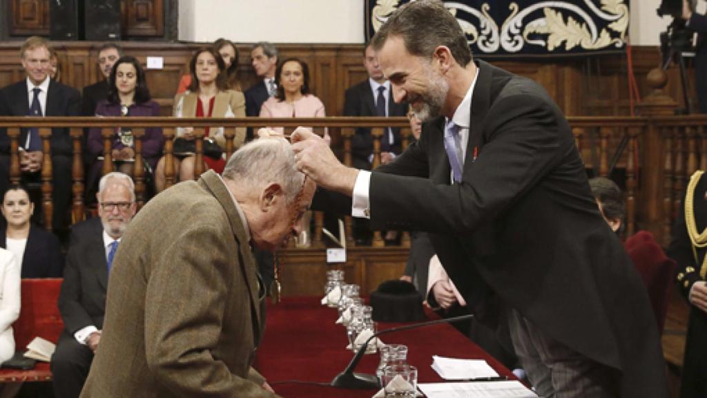 Image: Goytisolo: Las razones para indignarse son múltiples y el escritor no puede ignorarlas