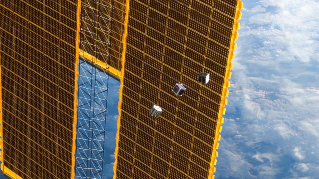 cubesat satelite