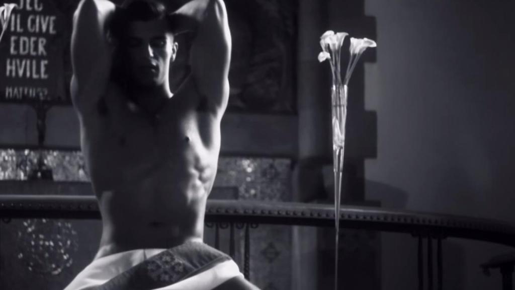 Tooji, despedido por la TV noruega tras su videoclip teniendo sexo con un cura